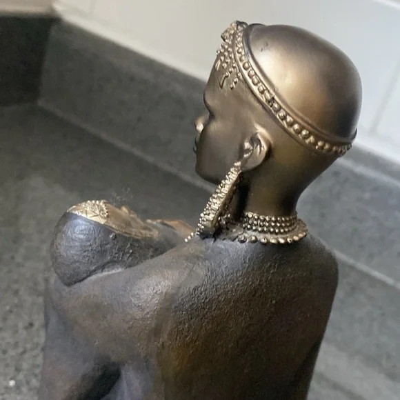 Vintage African mother and baby bronze statue figurine - Picture 12 of 17